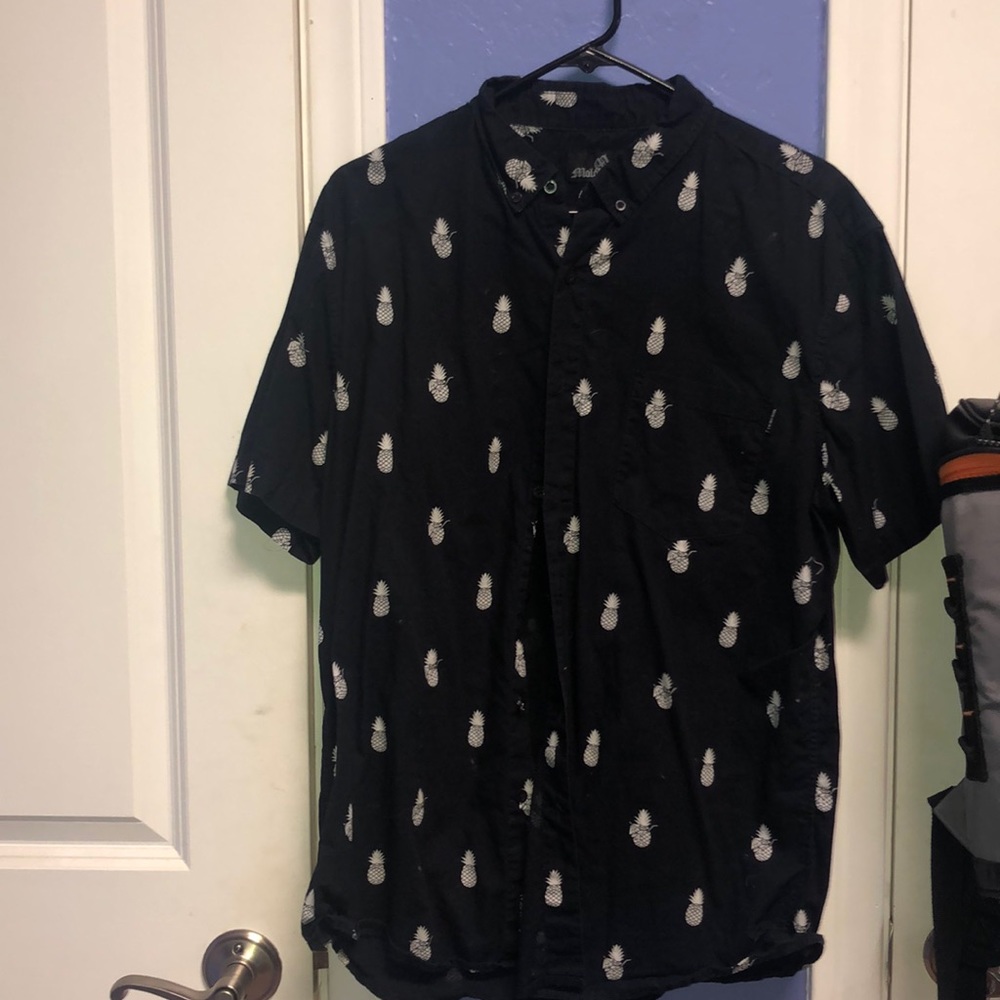 Molokai Pineapple Print Button Down Shirt - image 1